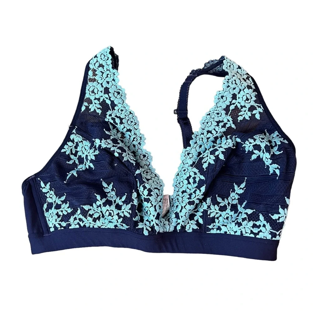 Wacoal Embrace Lace Wire Free Bralette, size 40